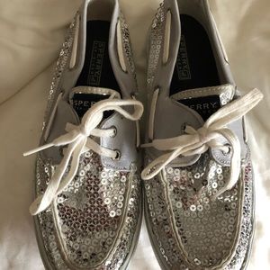 Silver sequin Sperry 7.5